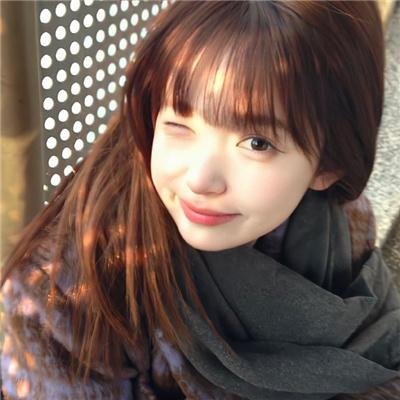 远山淡影